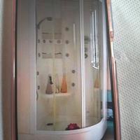 doccia idromassaggio con bagno turco