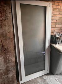 Finestra pvc bianco triplo vetro nuova