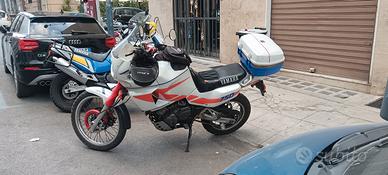 Yamaha supertenere xtz 750