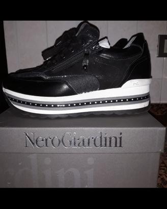 Sneakers donna nuove Nero Giardini 