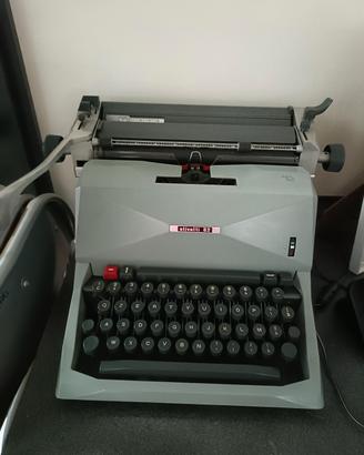 OLIVETTI 82