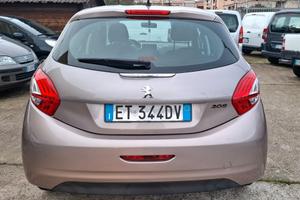 PEUGEOT 208 1.4 HDi 68 CV 5 porte Active