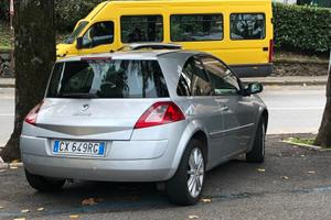 🚗 Renault Megane II 3 porte 2005 a 249€