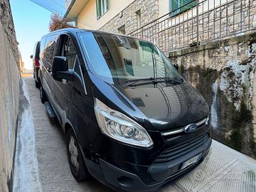 ford tourneo 310 custom automatico 