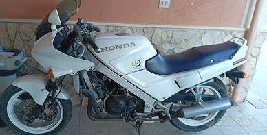 Honda VF 750 del 1984