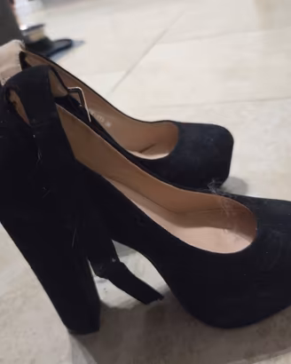 scarpe nere