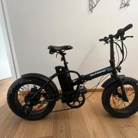 Bici elettrica FAT pieghevole