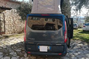 Van Ford Tansit Custom