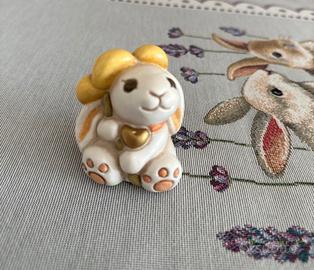 Thun coniglietto con fiore giallo