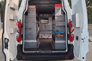 Toyota proace scudo lh2 2016 officina mobile