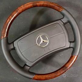 Volante Mercedes in radica di legno per W124, W126