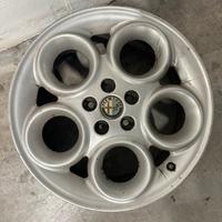 Cerchi in lega originali Alfa Romeo 16”
