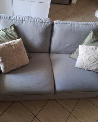 Divano kivik 2 posti