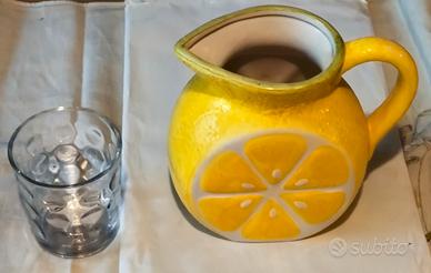 Teiera a forma di limone 