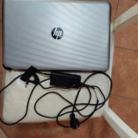 PC HP portatile AMD A10 9600P Radeon R5