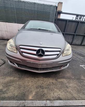 Ricambi Mercedes Classe B W245 2008 200CDI