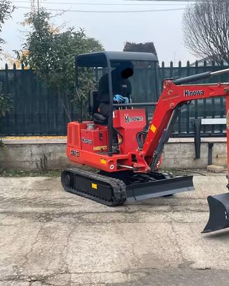 E123 Mini escavatore 13 q Hinowa