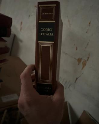 Lotto libri diritto