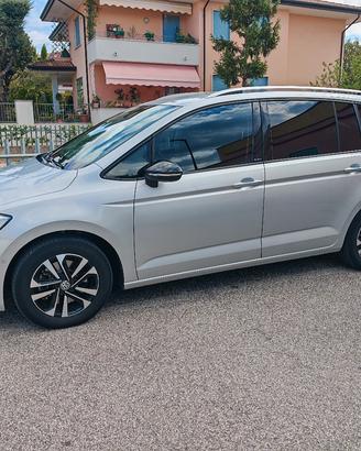 Volkswagen Touran, iQ drive 7 post 2.0 DSG 150 CV 