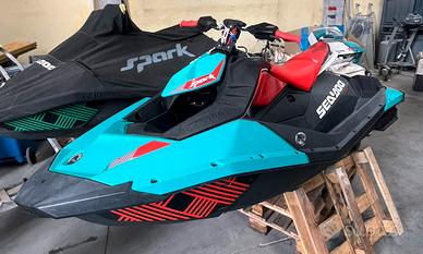 Sea doo spark trixx due posti.