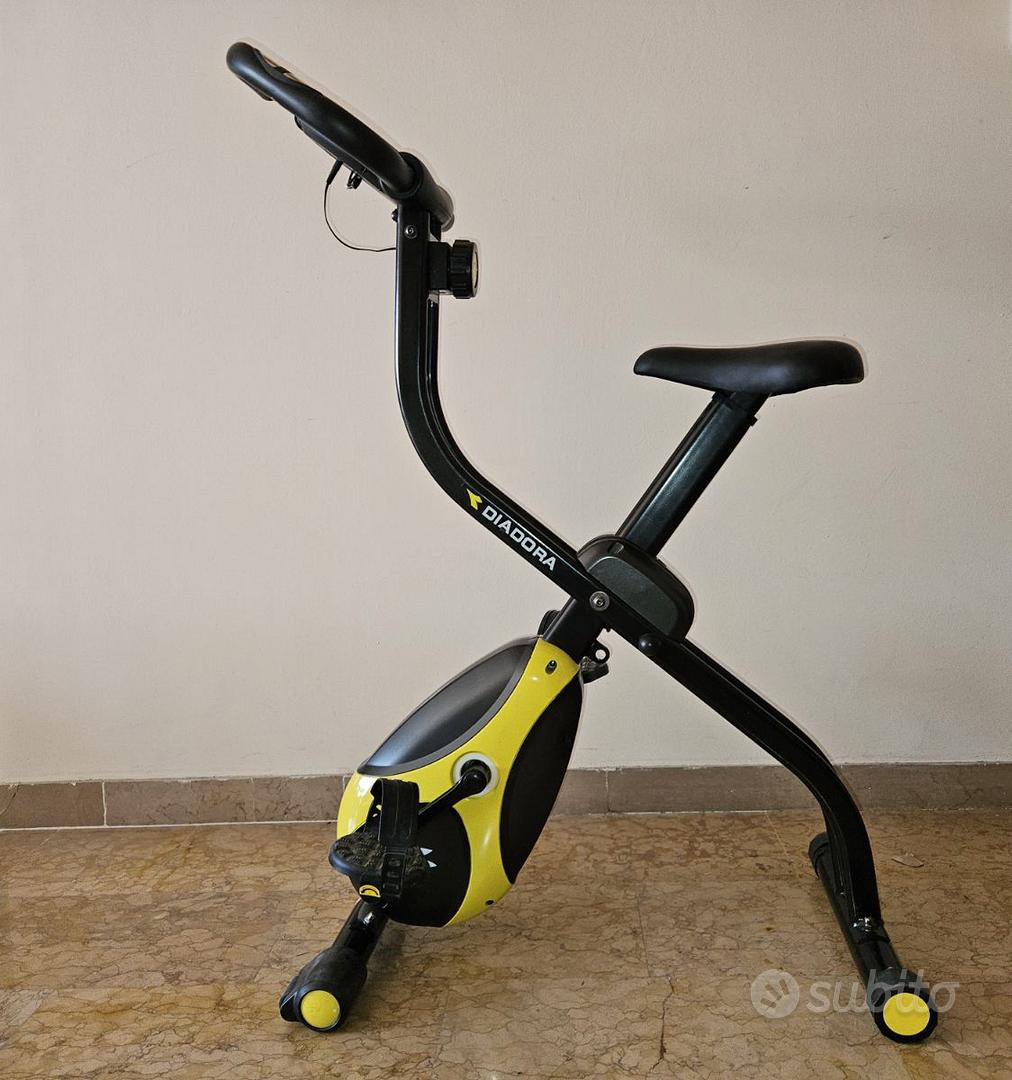 Diadora Cyclette Pieghevole Salvaspazio, Nero Sports In vendita