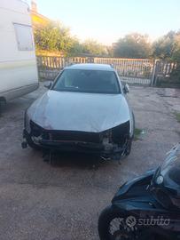 audi A4 allroad incidentata