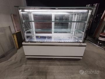Frigo vetrina espositiva ventilata