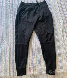 Tuta Nera XS Bershka