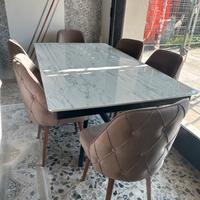 Tavolo da pranzo