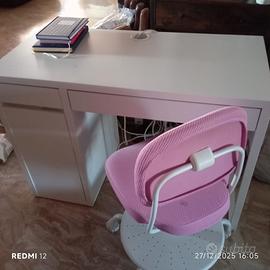 scrivania e sedia x bambini / ragazzi Ikea 