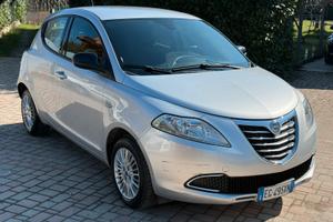 Lancia Y 1.2 69 Cv Benzina Neopatentati S&S Silver