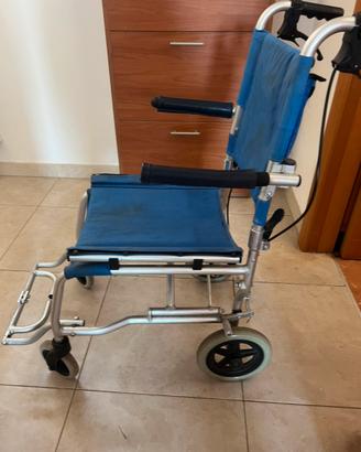 Sedia a rotelle leggerà