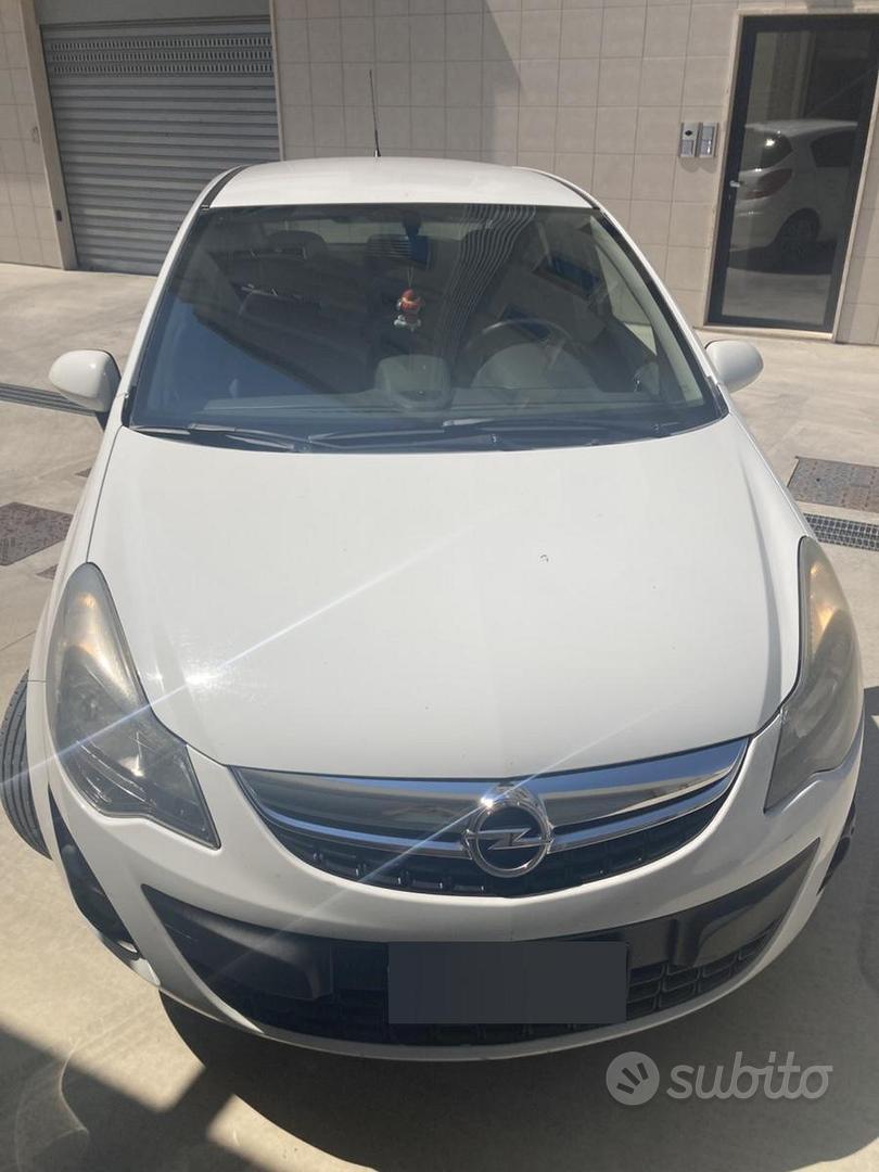 Opel Corsa 2014 photo 2