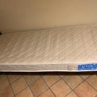 Materasso singolo, 1 piazza, ben conservato