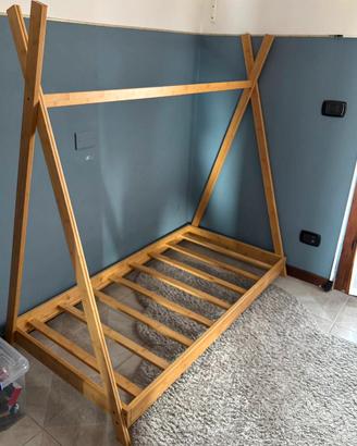Lettino montessoriano a capanna