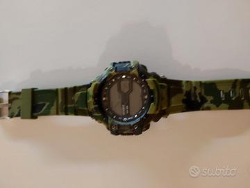 Orologio digitale water resistant verde