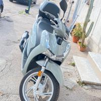 Sh 150 pari al nuovo