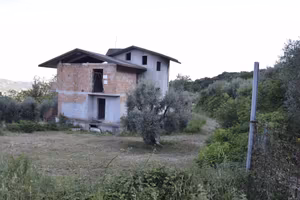 Villa di 283 m² con più di 5 locali e box auto dop