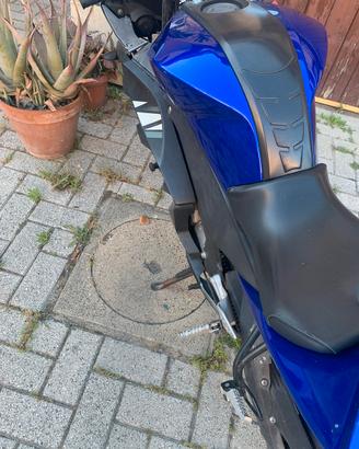 Yamaha YZF-R125  125 cc-2008-50.853 km Gannelli