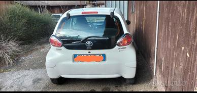 Toyota Aygó Connect