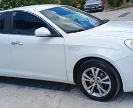 ALFA ROMEO Giulietta (2010-21) - 2011
