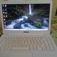 Asus E402M Computer