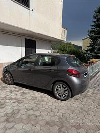 Peugeot 208 1.2 PureTech 82 CV Active - 05/2019