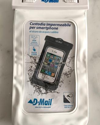 Custodia impermeabile smartphone con ingresso jack