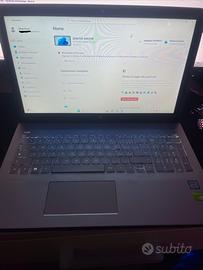 HP Pavilion i7/ 16GB RAM/ SSD 1TB/ Batteria Nuova