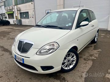 Lancia Ypsilon 1.2benz 2009 101.000km per neopaten