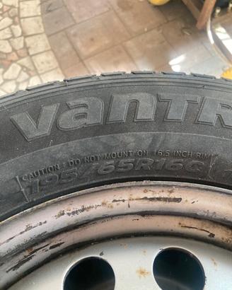 Cerchi + gomme mercedes vito
