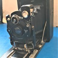 Antica fotocamera a lastra