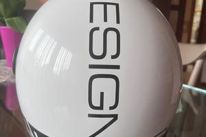 Casco jet momo design