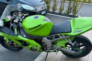 Kawasaki ninja zx636